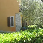 Girasole Torri Del Benaco