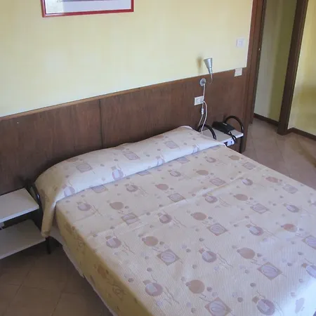 Girasole Pensionat Torri Del Benaco