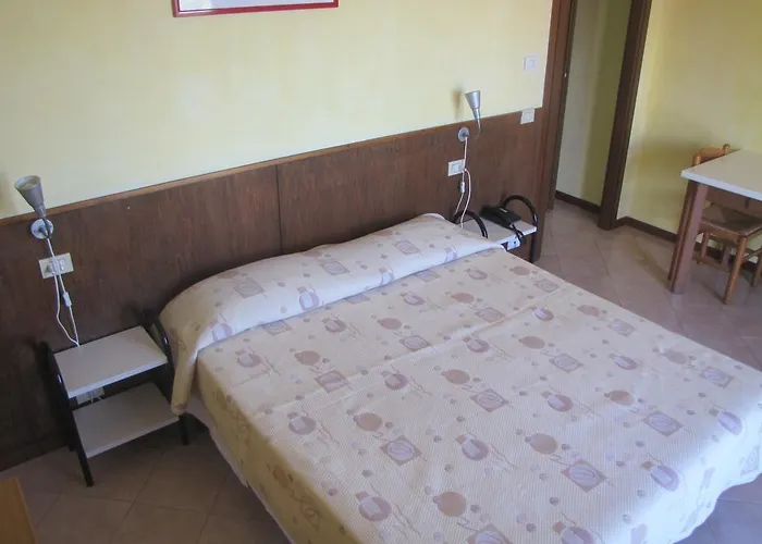 Girasole Guest house Torri Del Benaco