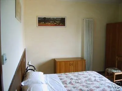 Girasole Πανσιόν Torri Del Benaco